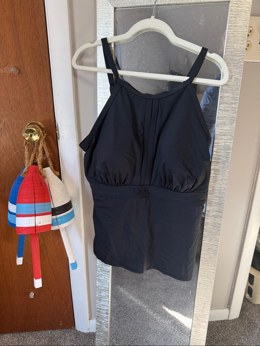 Lands' End Black keyhole tankini top - size 20 - excellent condition!